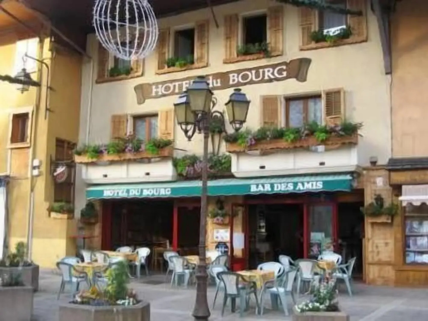 Hôtel du Bourg
