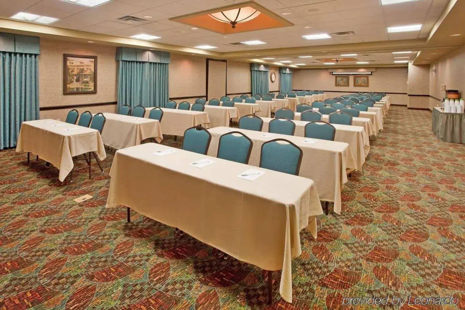 Hampton Inn & Suites Dallas-DFW ARPT W-SH 183 Hurst