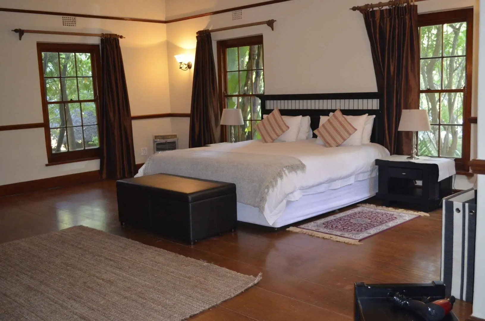 The Country Guesthouse