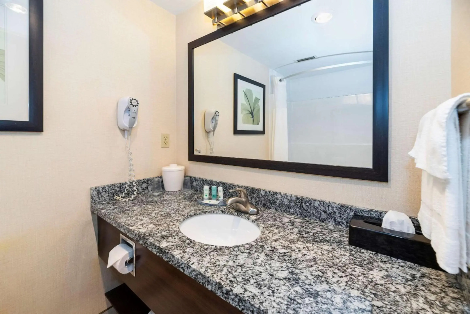 Prestige Riverside Lodge