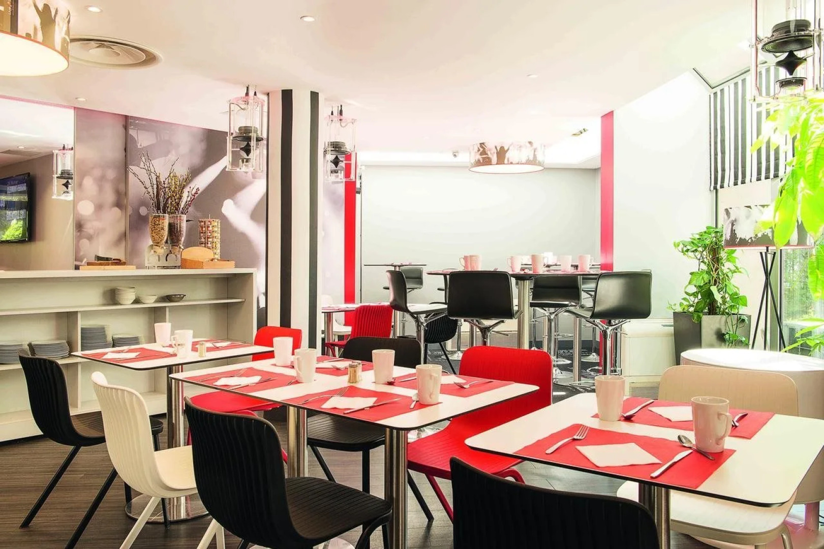 Отель Hotel Inn Design Paris Porte de Saint-Ouen