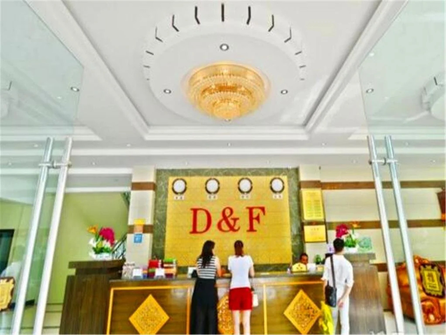 D&F Hotel