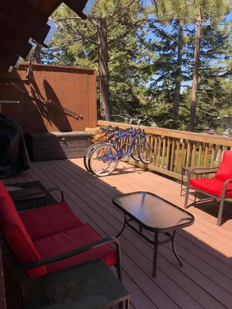 The Bear's Den Chalet