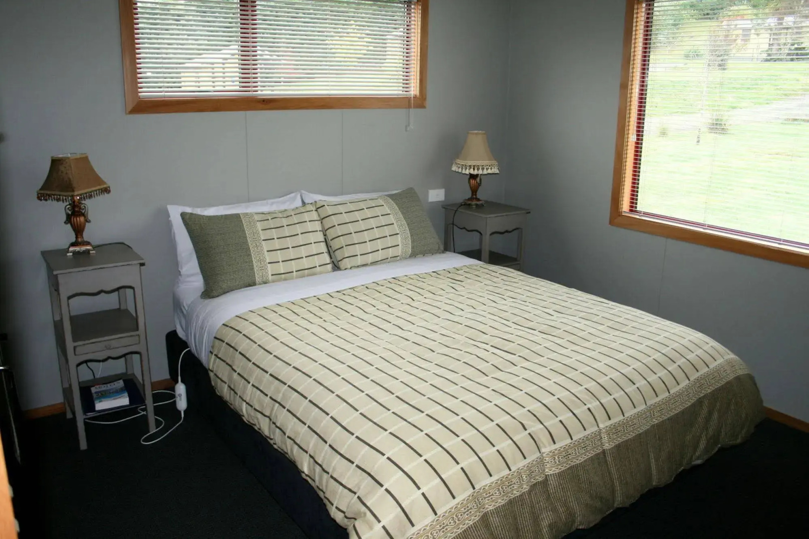 Whistling Frog Cafe & Accommodation