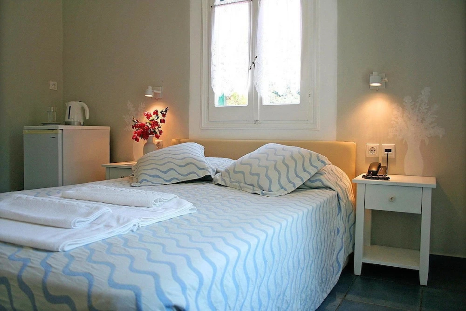 Zefiros Traditional Hotel