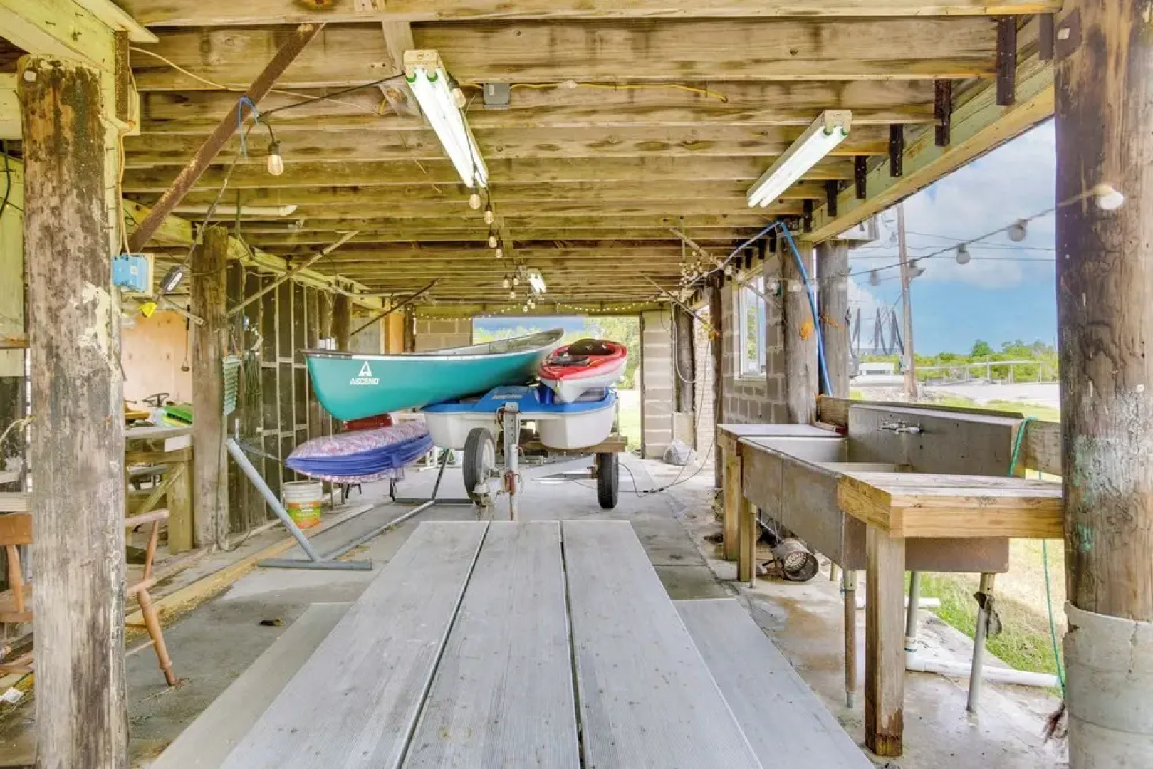 Walk to Bayou Lery: St Bernard Home w/ Kayaks!