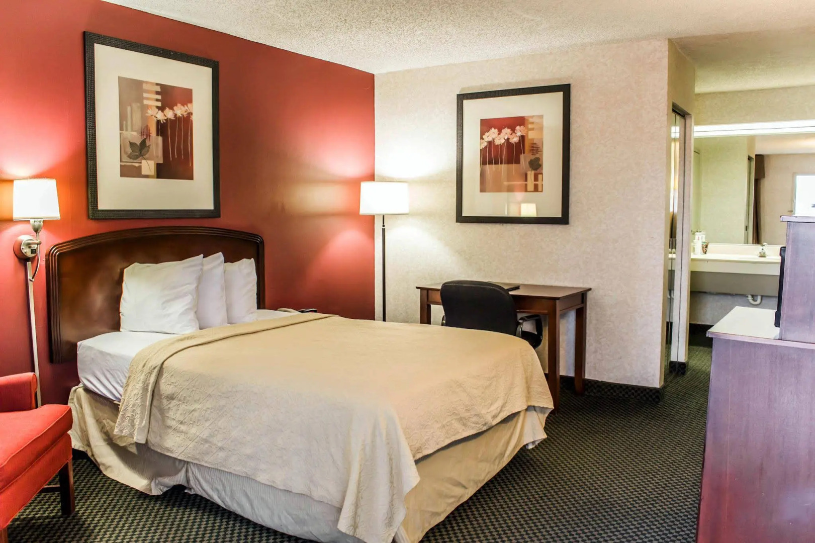 Quality Inn Roanoke Rapids