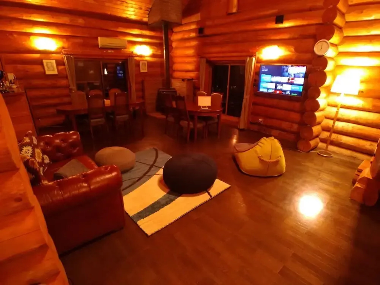 Log cabin rental & Finland Sauna Step House