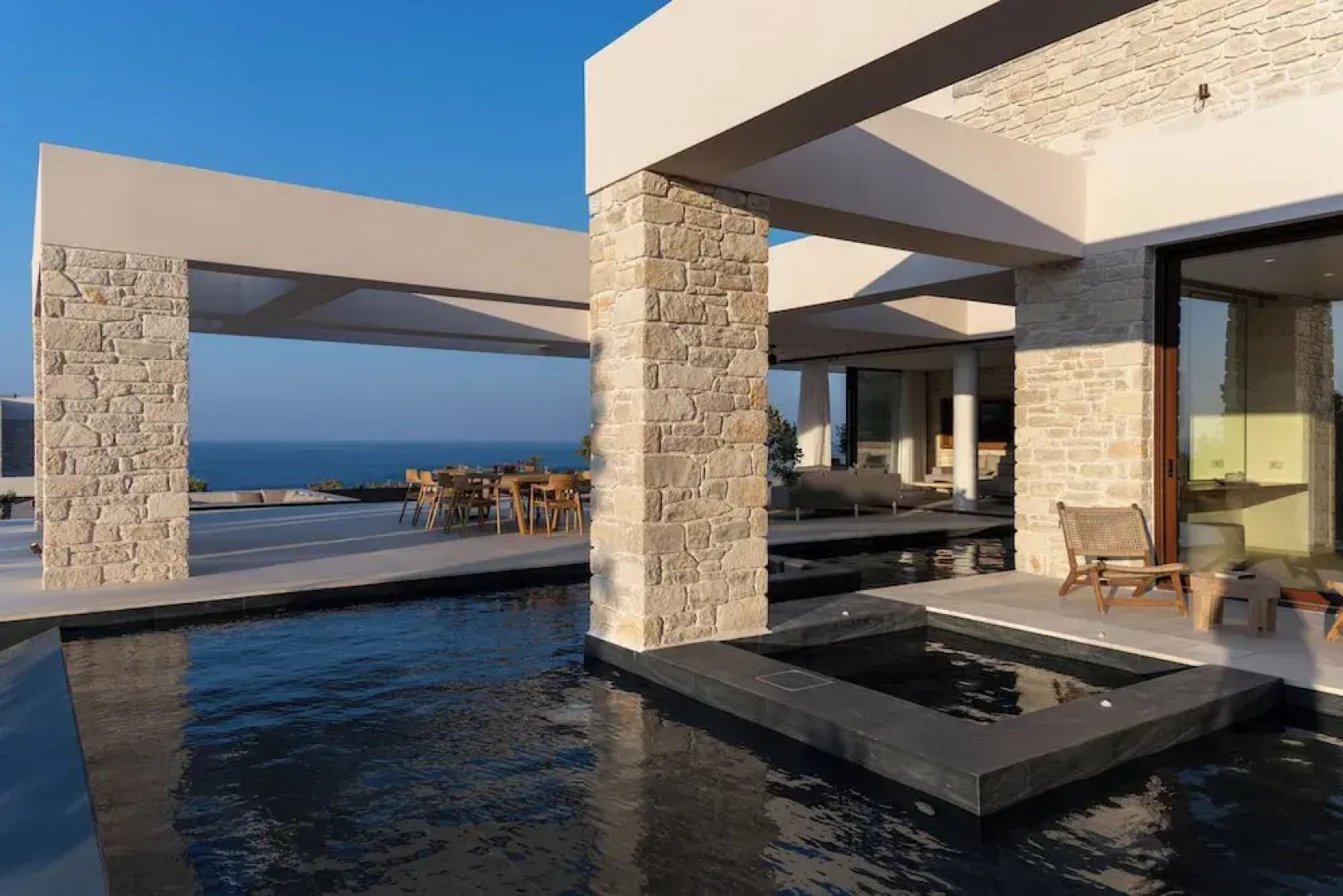 Seanatra Luxury Villas