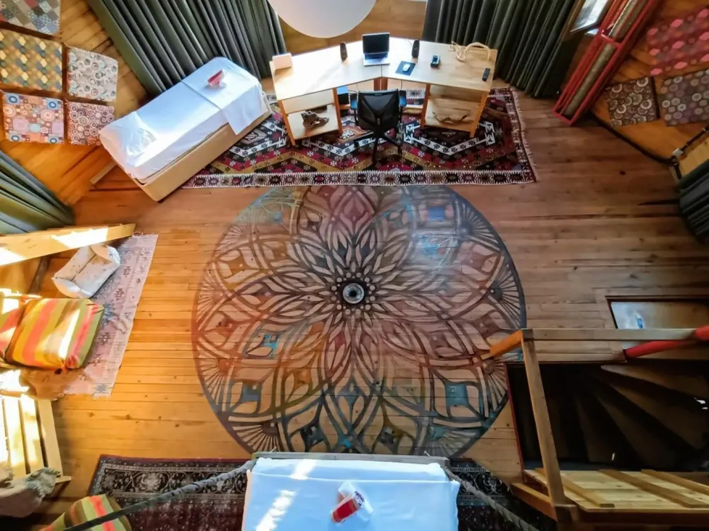 Enchanting Unique House With Backyard in Izmir