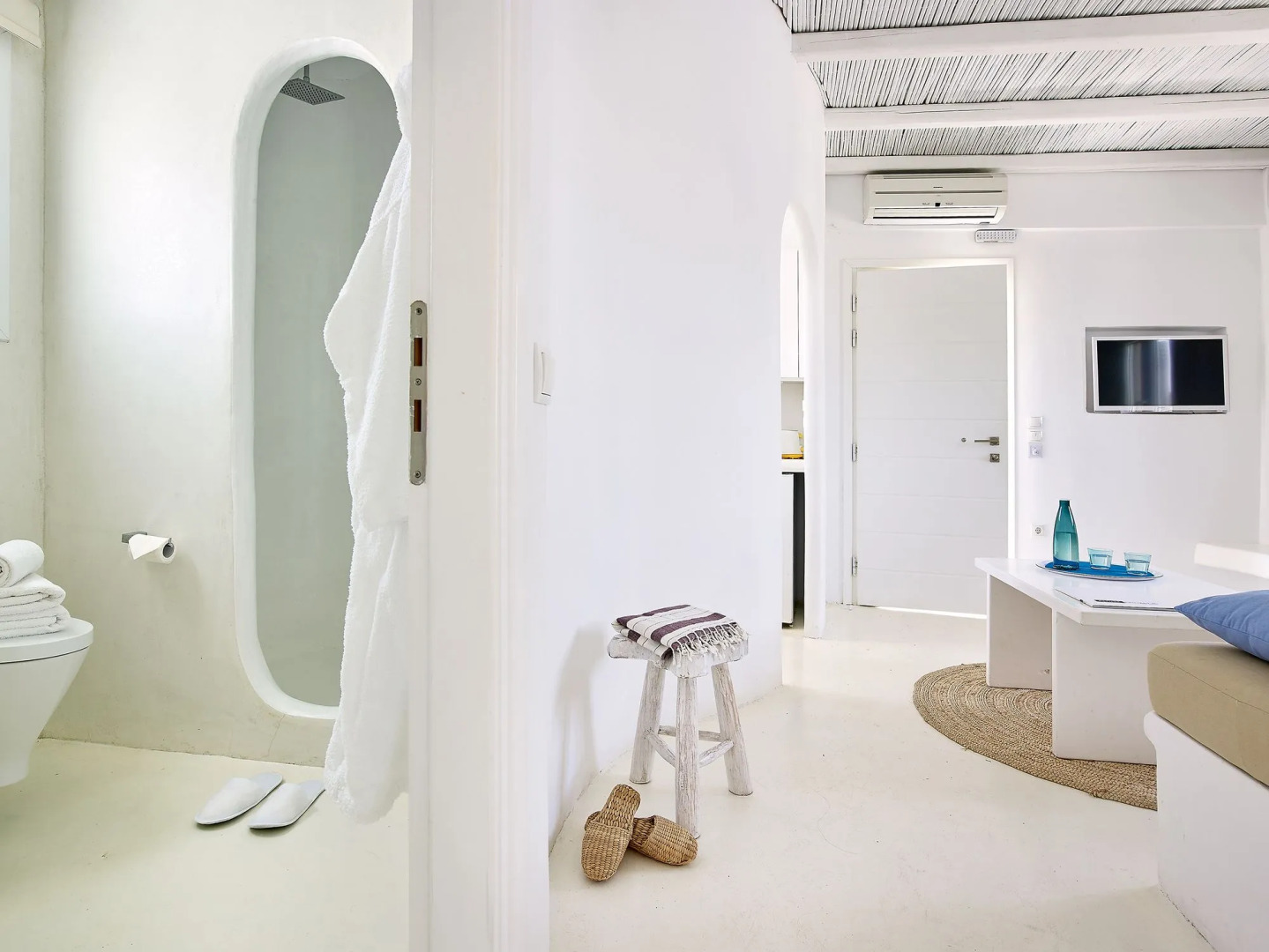 Delmar Apartments & Suites - Delmar Collection