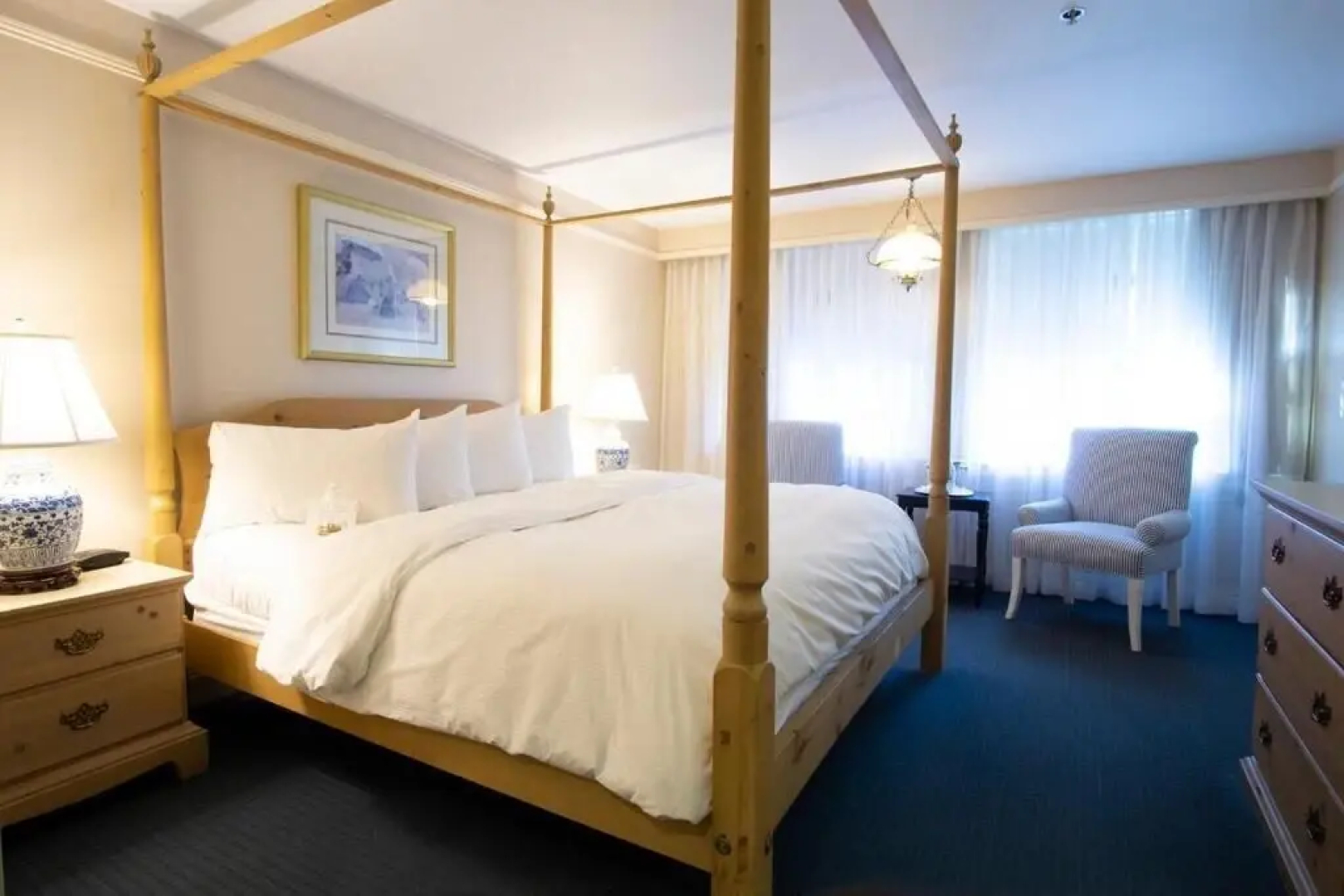 Simsbury Inn