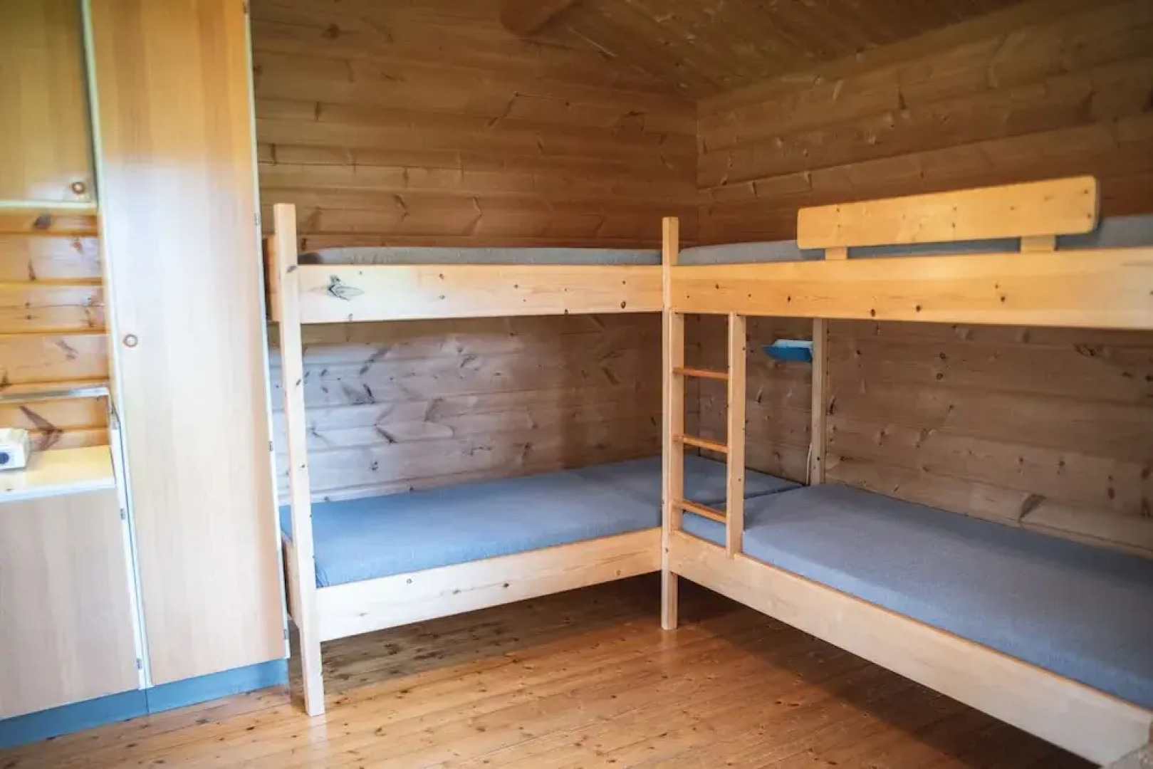 Toftemo Turiststasjon Hytter