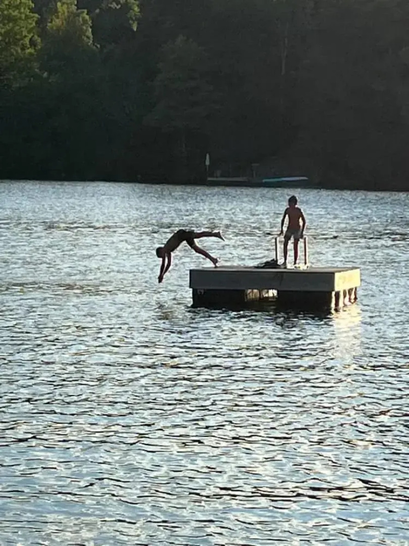 Lakeside Getaway pet Friendly