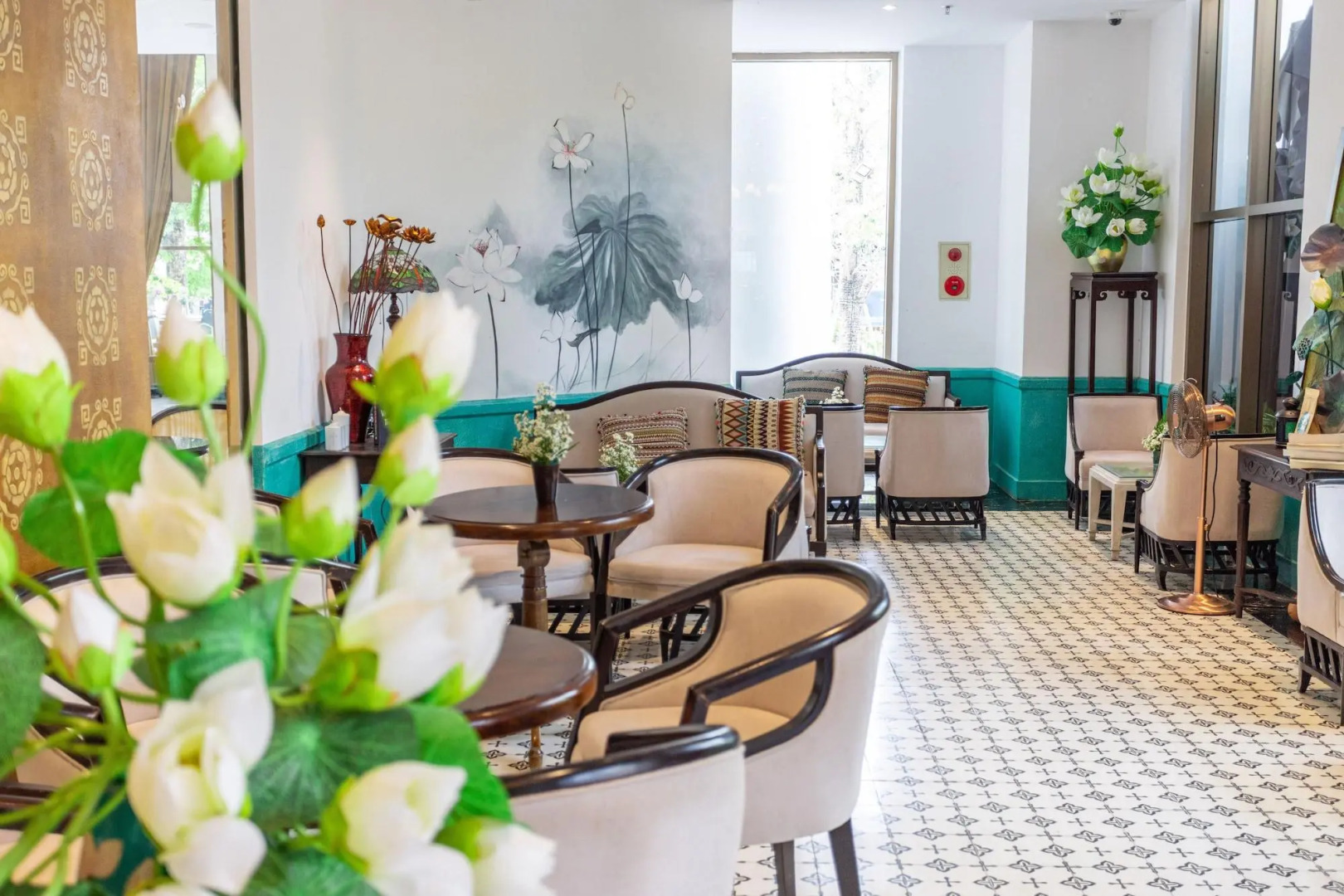 White Lotus Hue Hotel