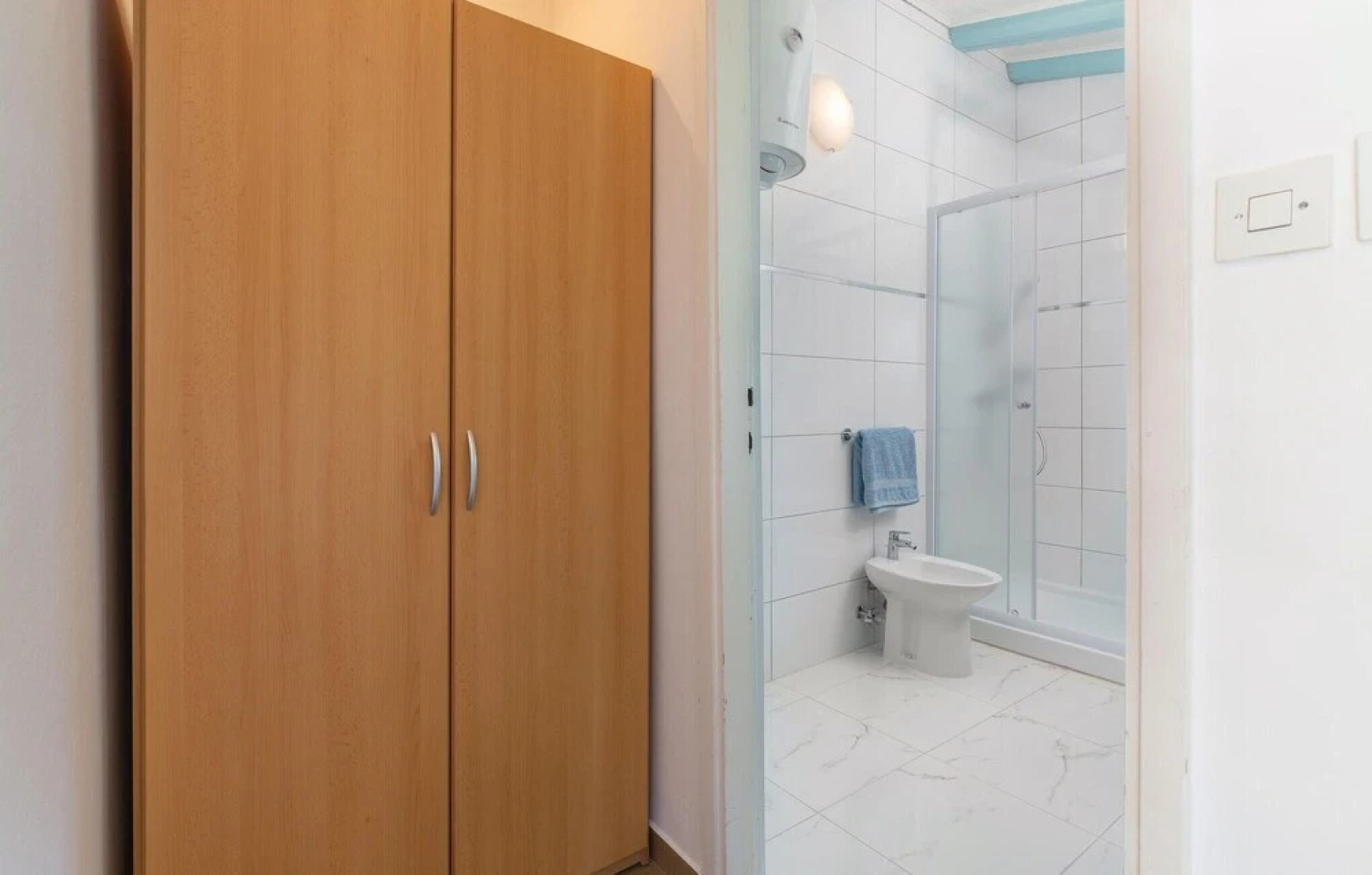 Stunning Home in Tar With Wifi and 4 Bedrooms