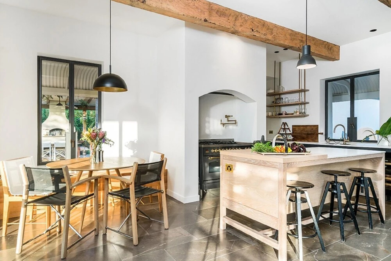 Your Luxury Escape - Fairway