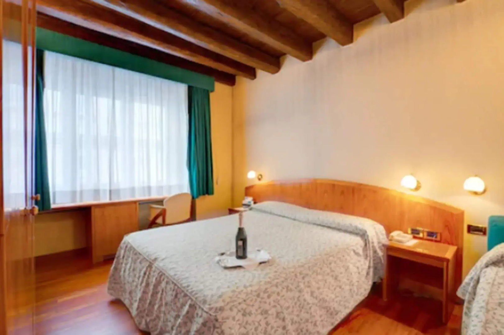 Hotel Corot