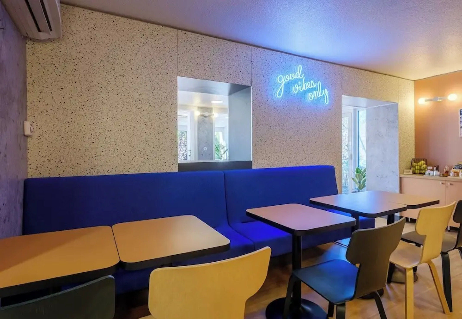 B&B HOTEL Cannes Mouans Sartoux