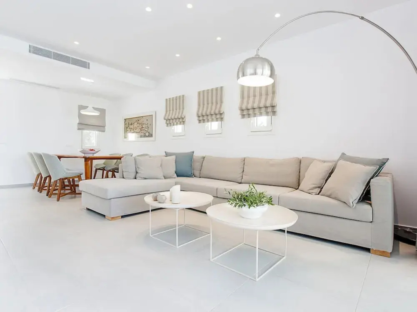 Beautiful Luxe Villa in Private Olive Grove, sea and Mountain View, Close to sea