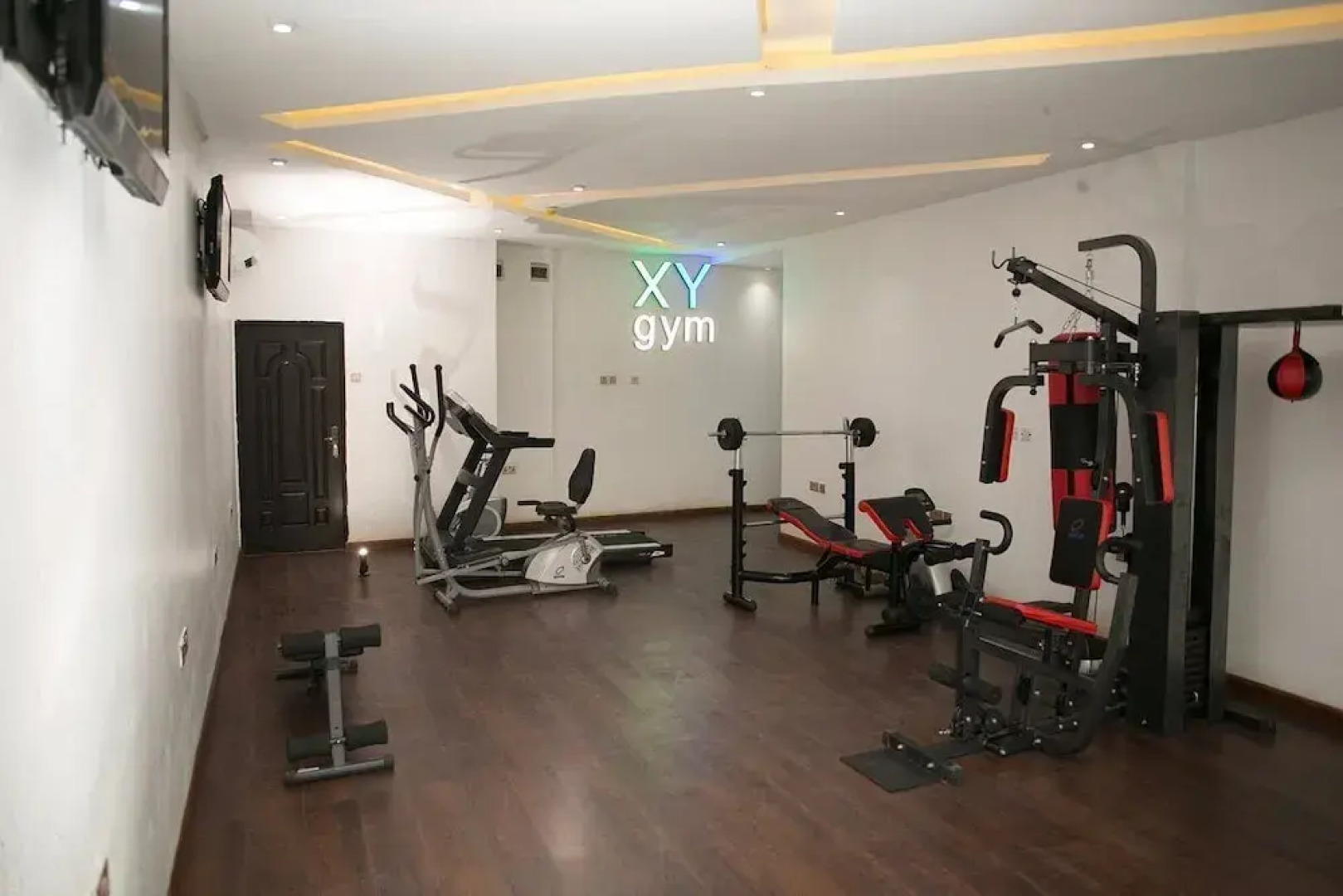 Echelon Heights Hotel