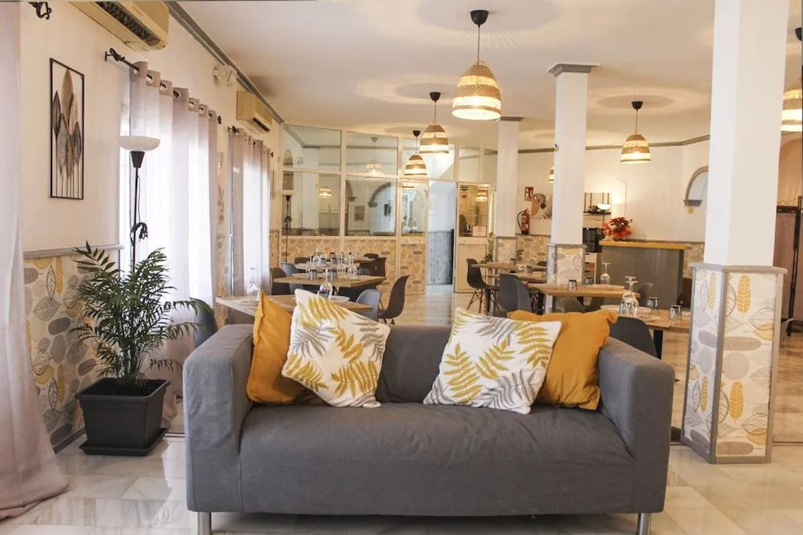 Via Sevilla Cadiz Alojamiento Y Restaurante