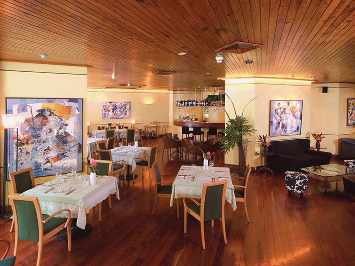 Hotel Altamira Suites