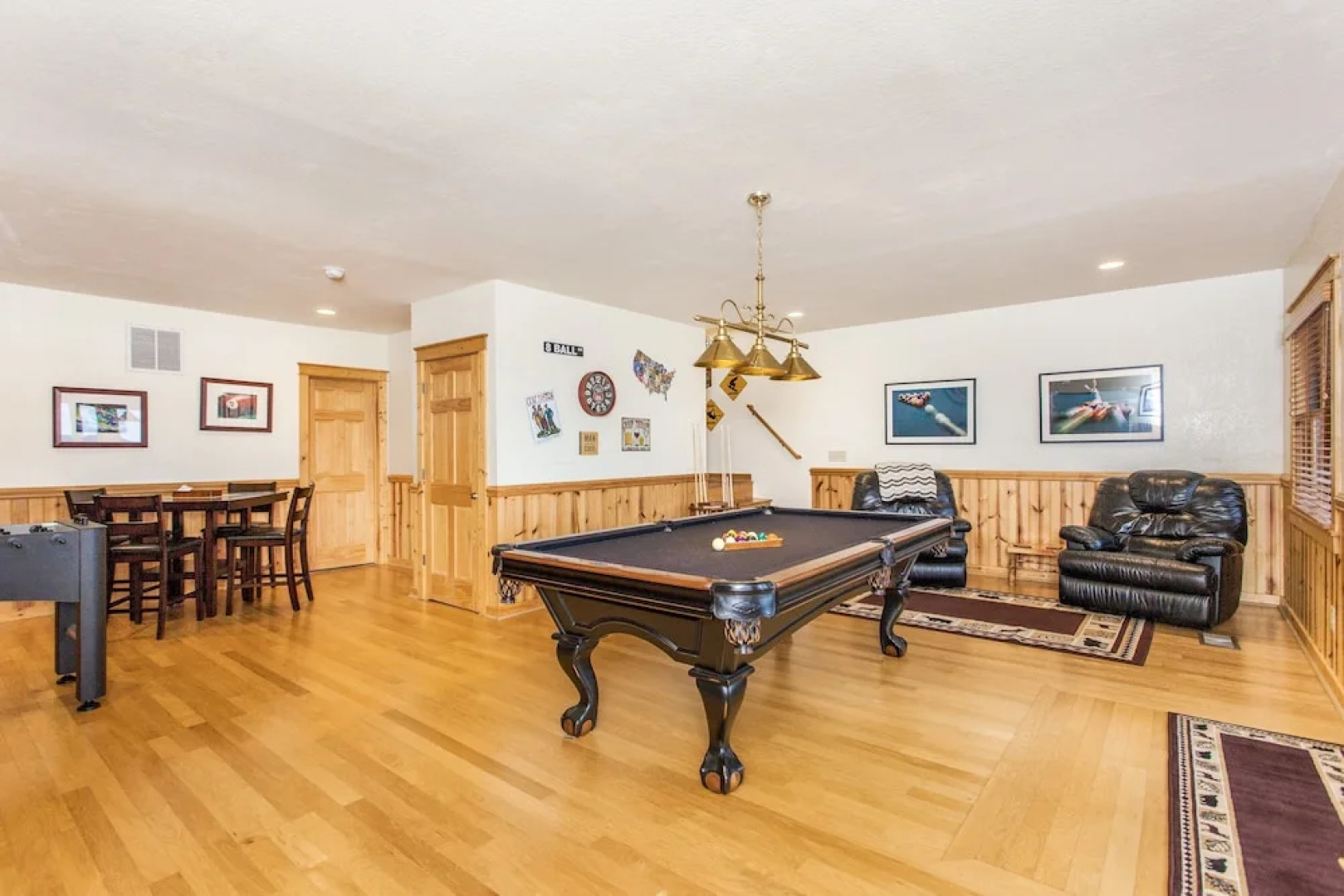 69 Valley Heights Home 4 Bedrooms 3.5 Bathrooms Home