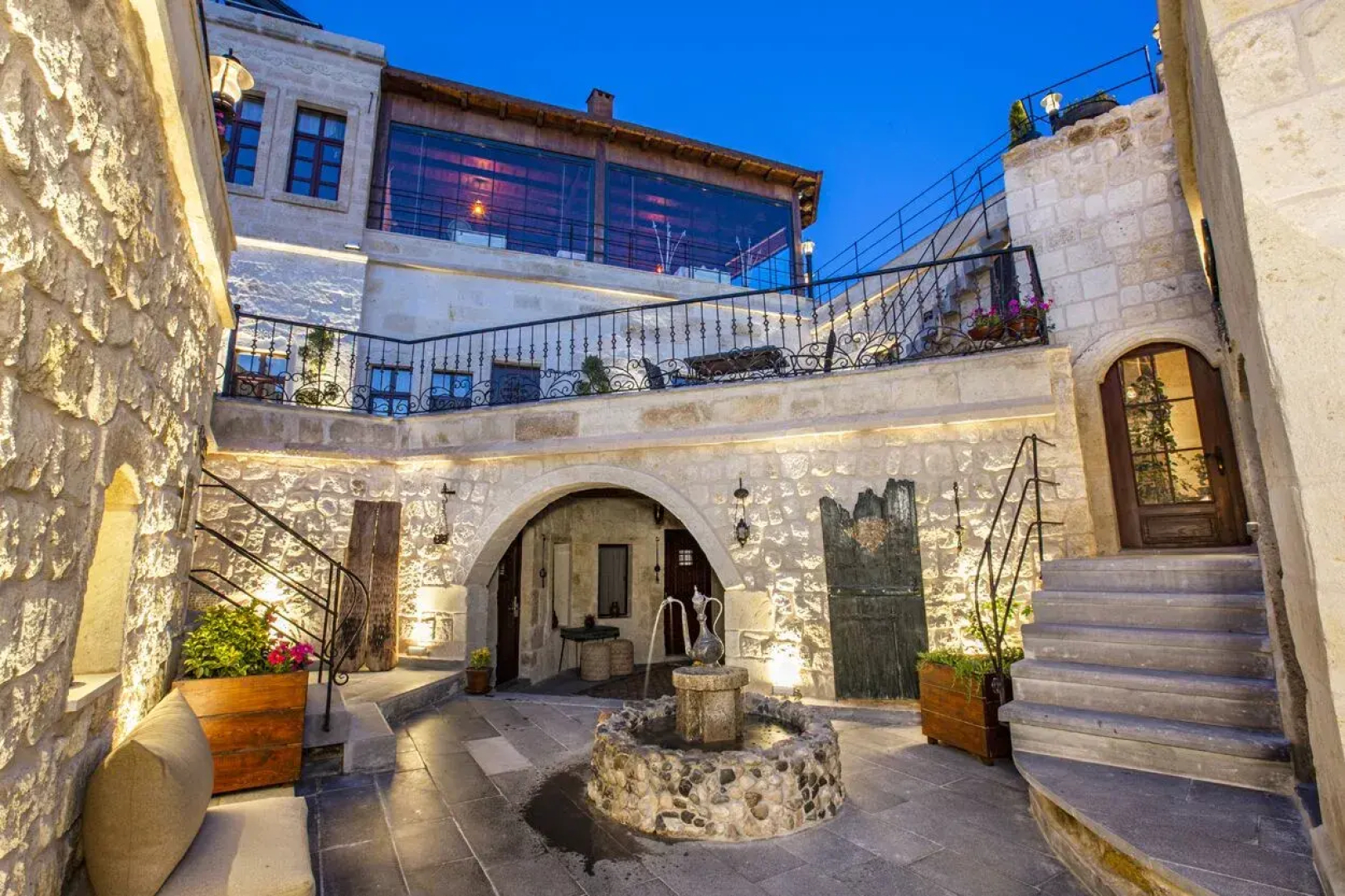 Elysion Cave Suites