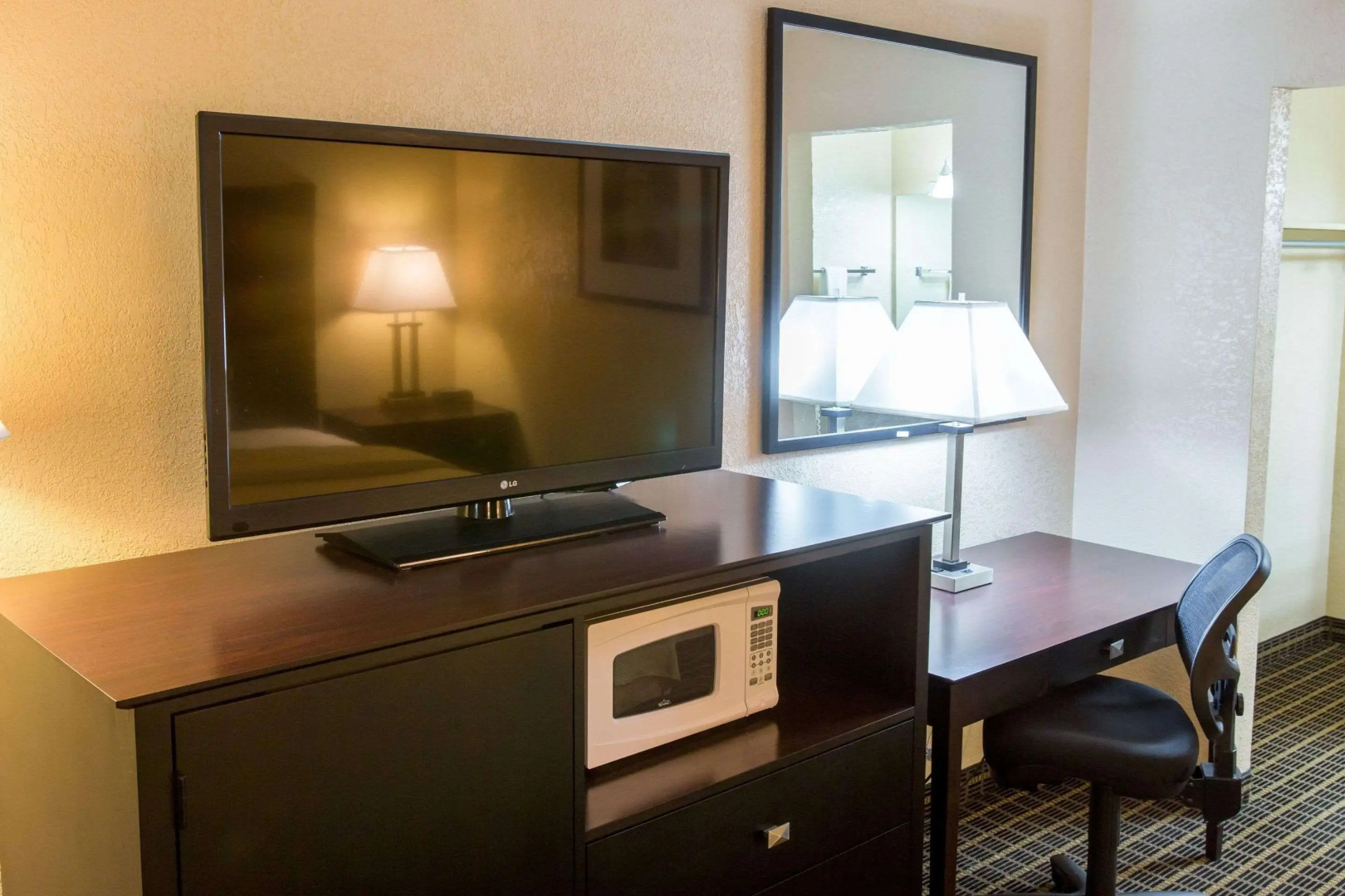 Quality Inn & Suites Big Rapids near University