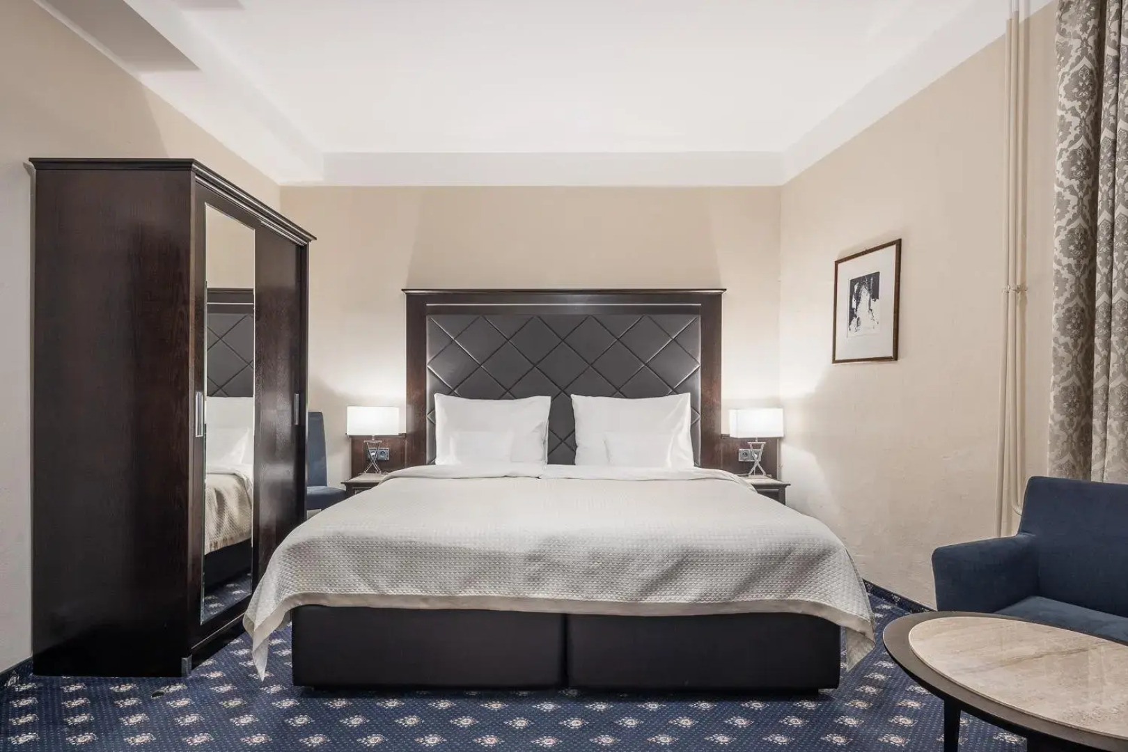 Pytloun Old Armoury Hotel Prague