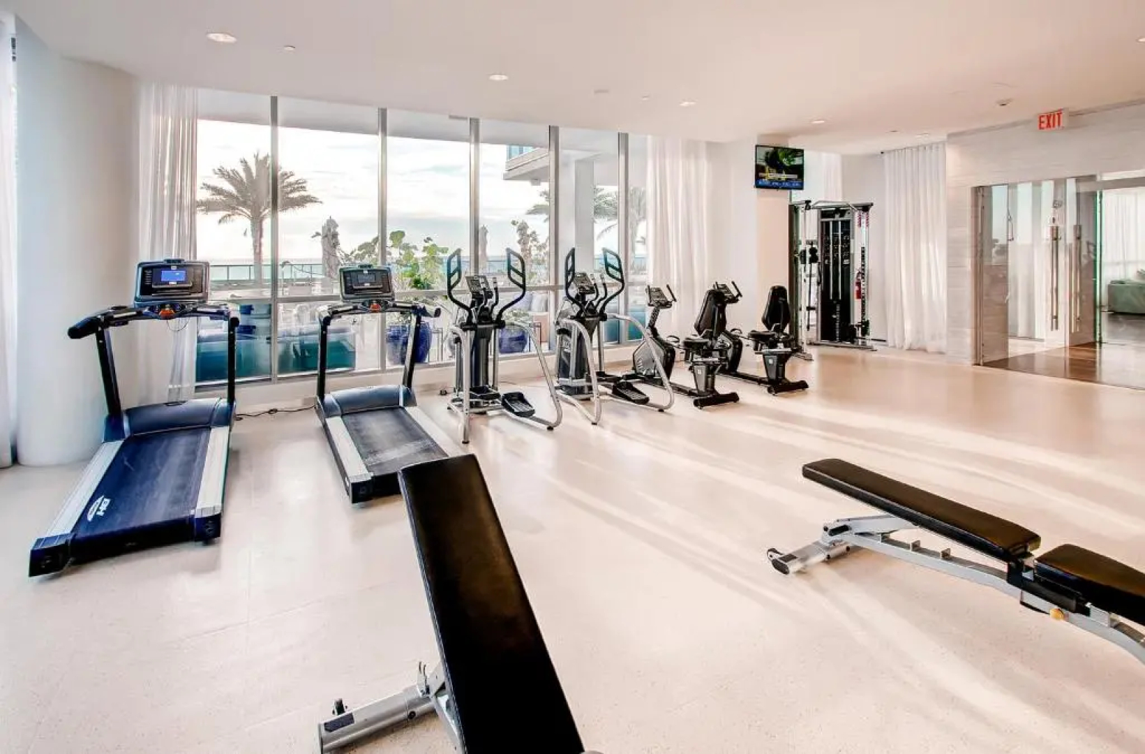 Churchill Suites Monte Carlo Miami Beach