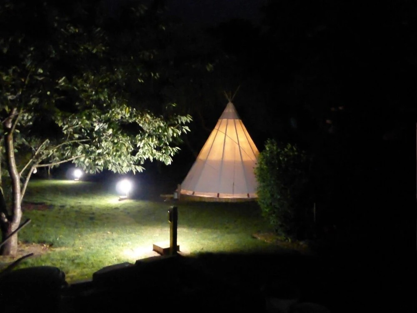 Au fil de l'eau - Les Tipis