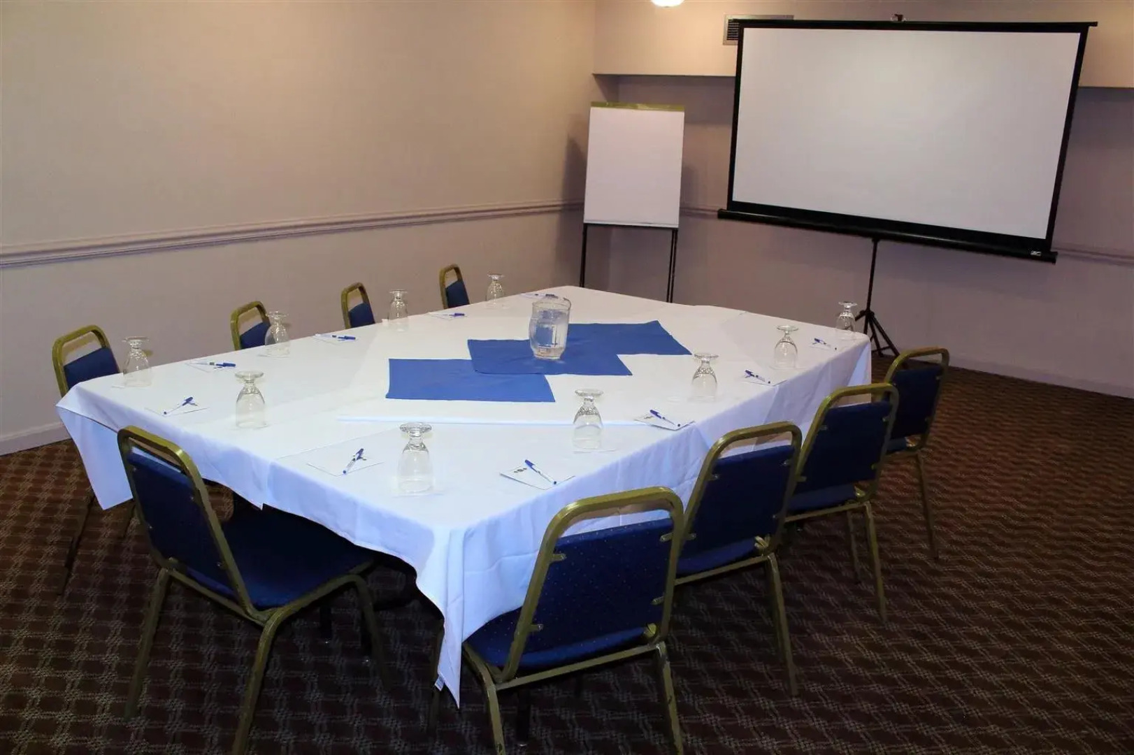 Clarion Inn Falls Church - Arlington