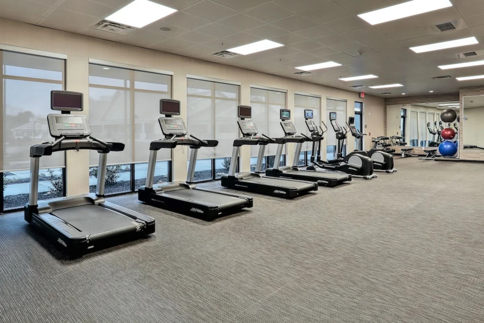 Courtyard Southington