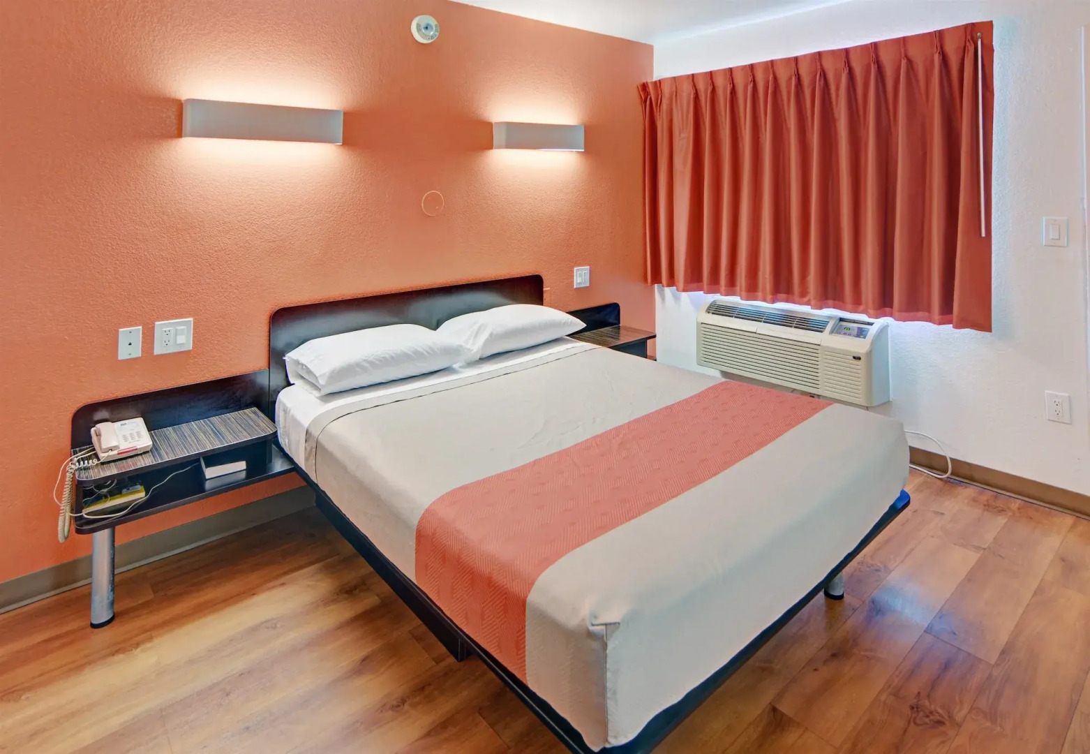 Motel 6 Denton, TX - UNT