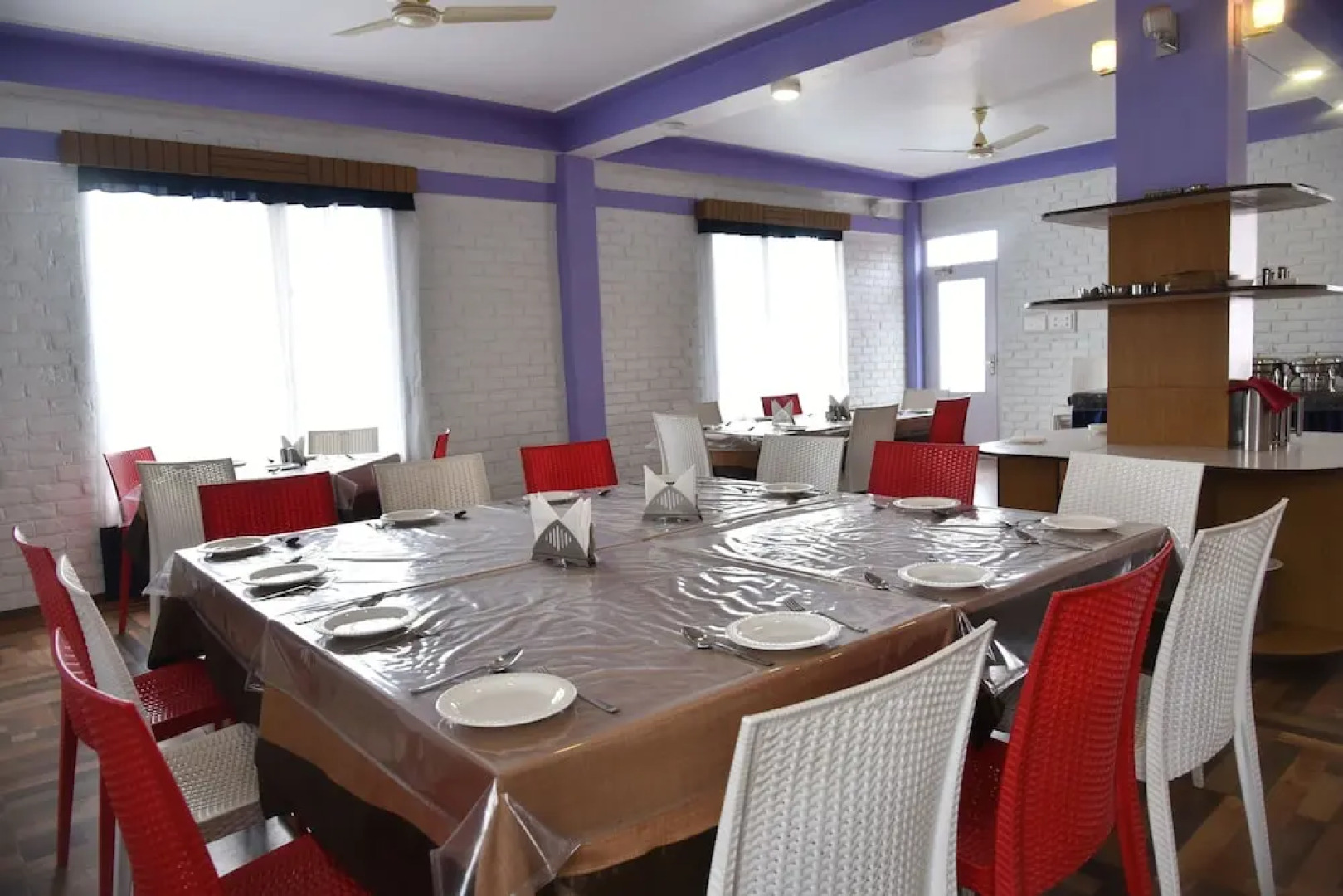 Sunshine Courtyard Resort