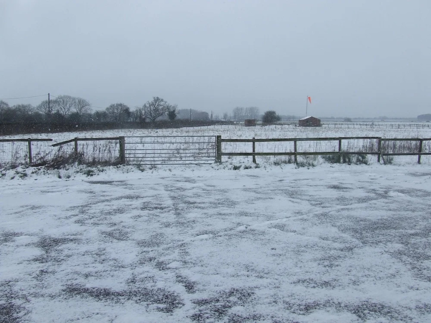 Long Chimneys Bed & Breakfast