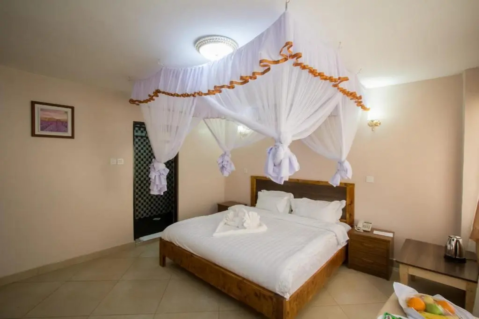Paleo Hotel and Spa, Thika