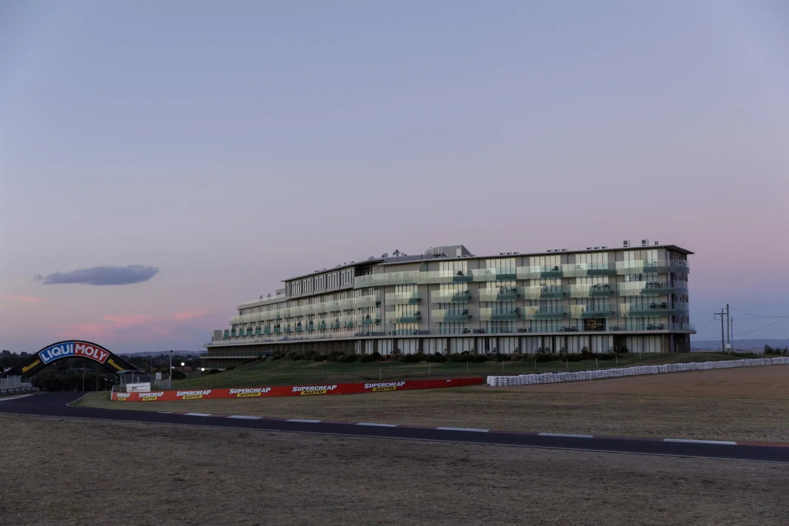 Rydges Mount Panorama Bathurst