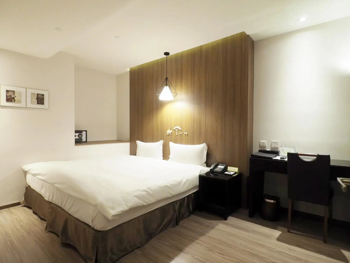 Stay Hotel - Taichung Yizhong