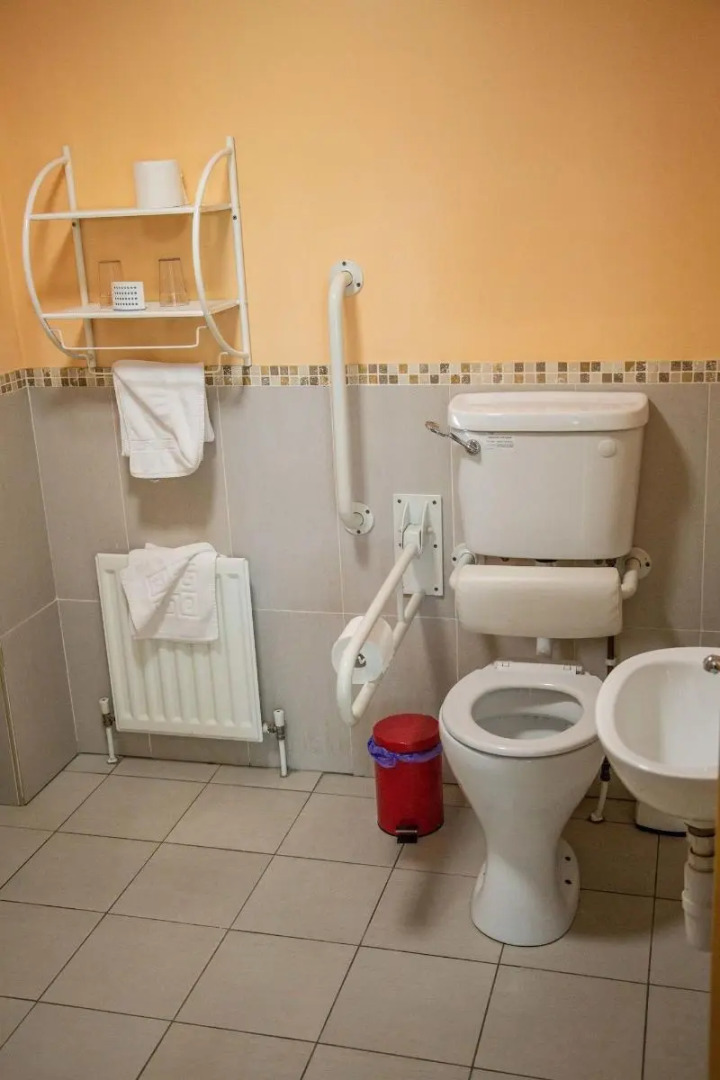 Groarty House & Manor B&B