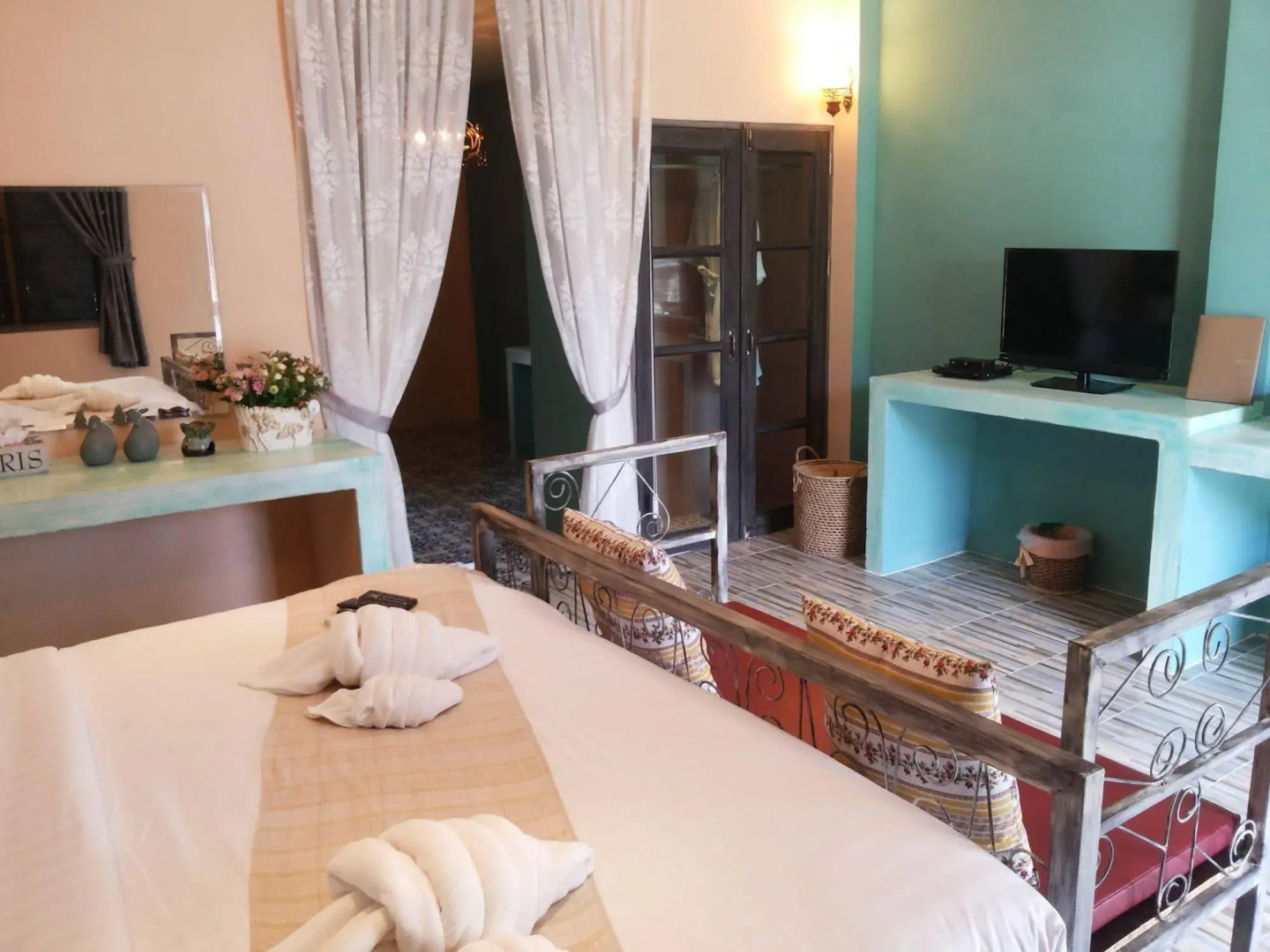 Stamp Hills Resort & Restaurant