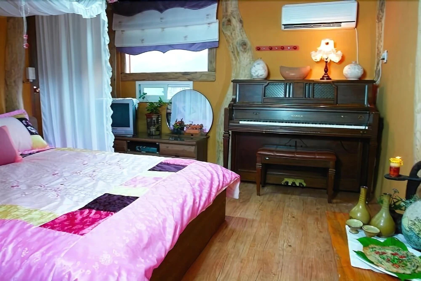 Buan Bbalgan Jibung Pension