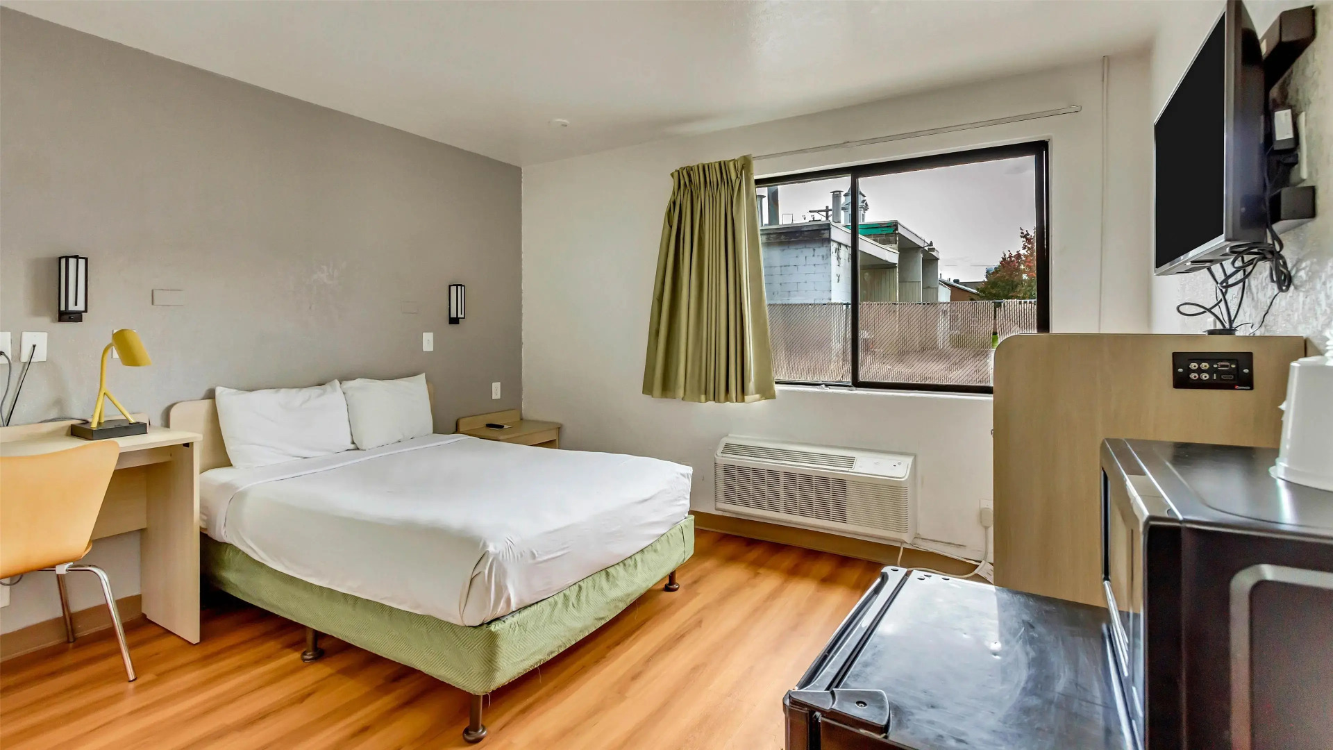 Motel 6 Ogden, UT- Downtown