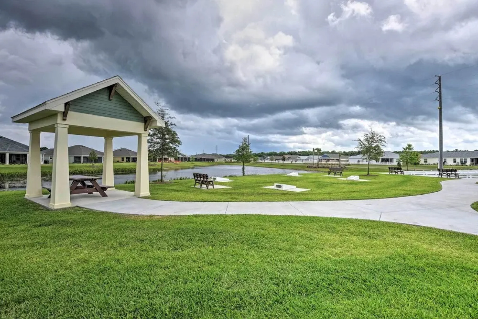 Renovated Home in The Villages w/ Lanai, Golf Cart