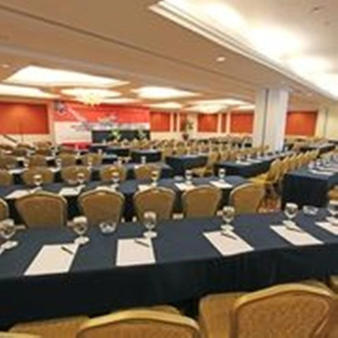 Harmoni One Convention Hotel & Service Apartments