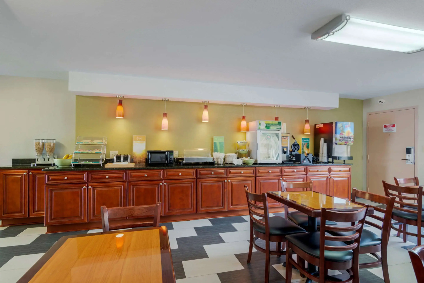 Quality Inn Acworth North