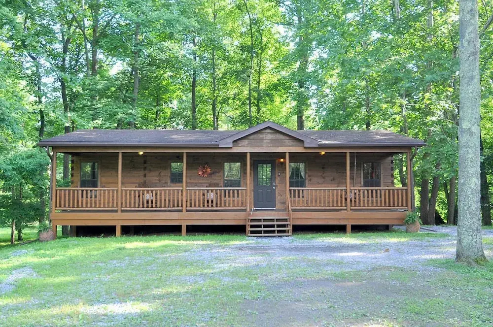 Sleepy Creek - Creekside Escape