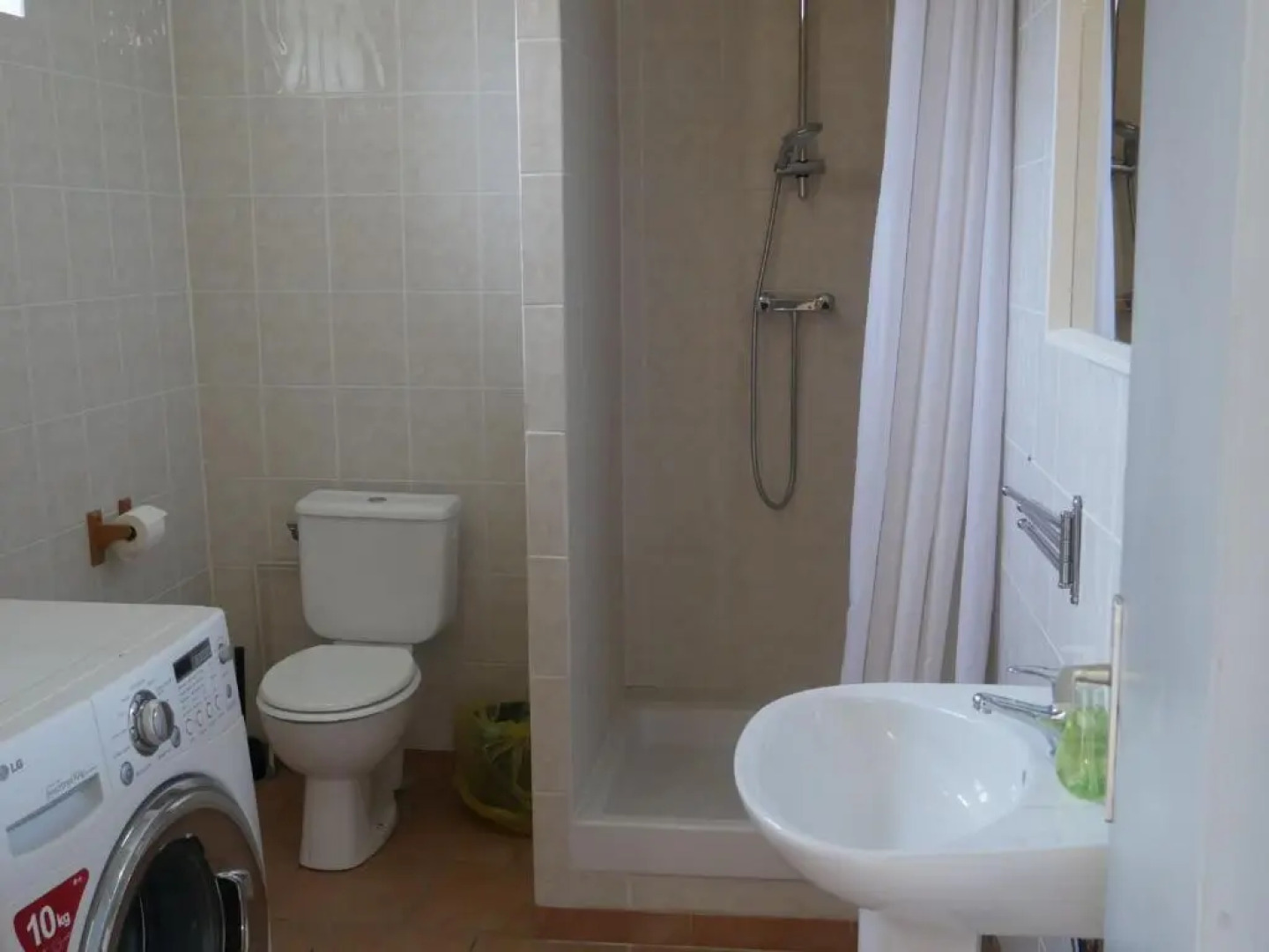 Gîte Ouzouer-sur-Trézée, 4 pièces, 8 personnes - FR-1-590-144